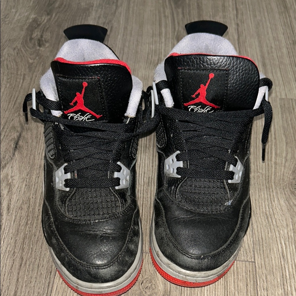 Jordan Black and Red Sneakers with Air Cushioning